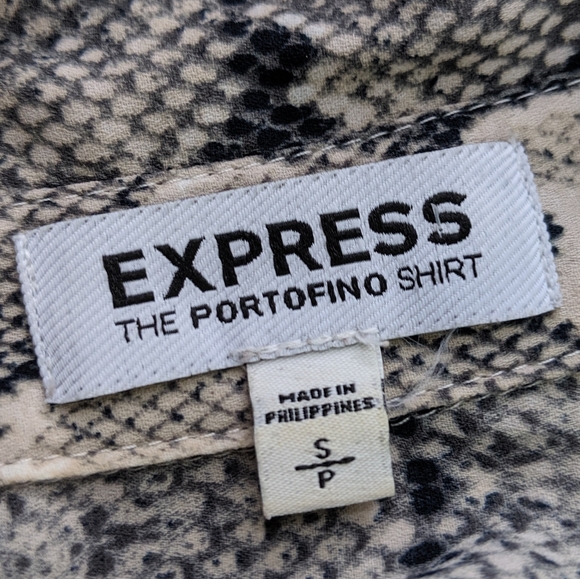EXPRESS Portofino Python Print Button Down Blouse - Picture 12 of 12